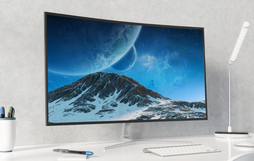 Изогнутый монитор