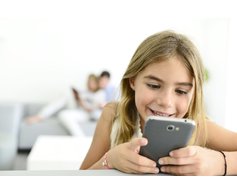 Как выбрать смартфон для ребёнка?