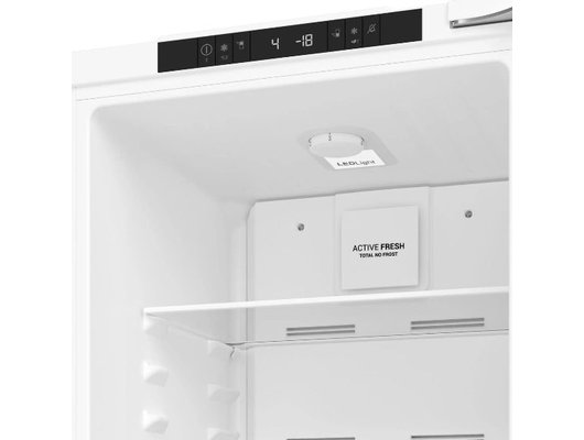 Встраиваемый холодильник HOTPOINT HBT 18