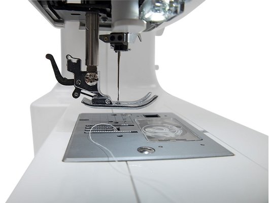 Швейная машина LEADER CALIPSO