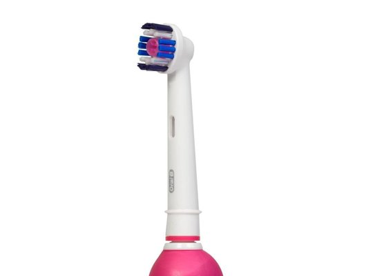 Зубная щетка электрическая ORAL-B PRO 750 CrossAction Pink, White (ПИ)