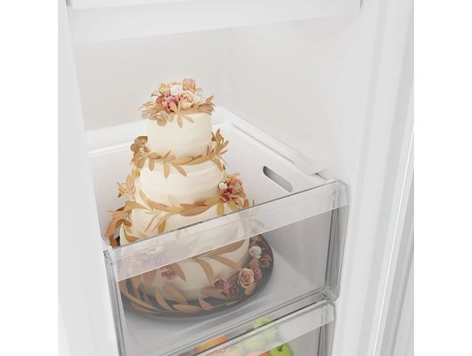 Морозильная камера вертикальная CANDY CUF163WA