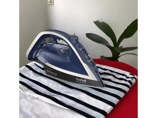 Утюг TEFAL FV 6824E0