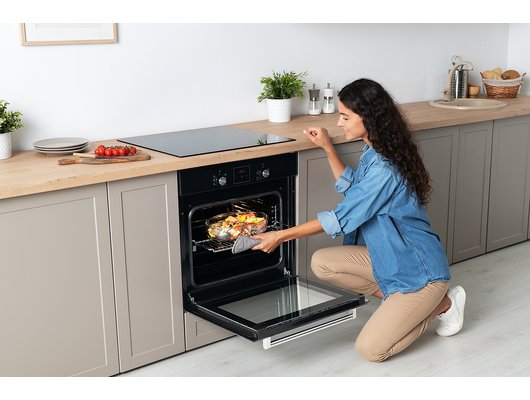 Духовой шкаф LERAN EO 6385 BG