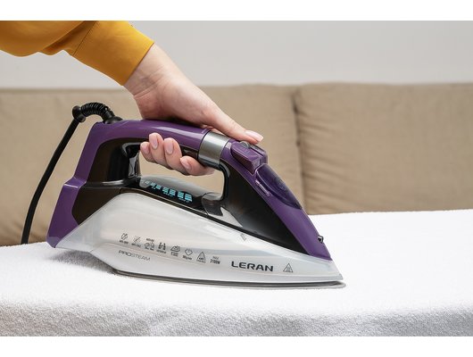 Утюг LERAN CEI 700