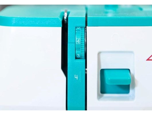 Швейная машина AURORA Practick 7